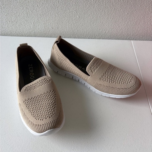 Cole Haan Stitchlite Slip on Knit Lightweight Sneaker 7.5B Tan ZeroGrand Casual - Picture 1 of 12
